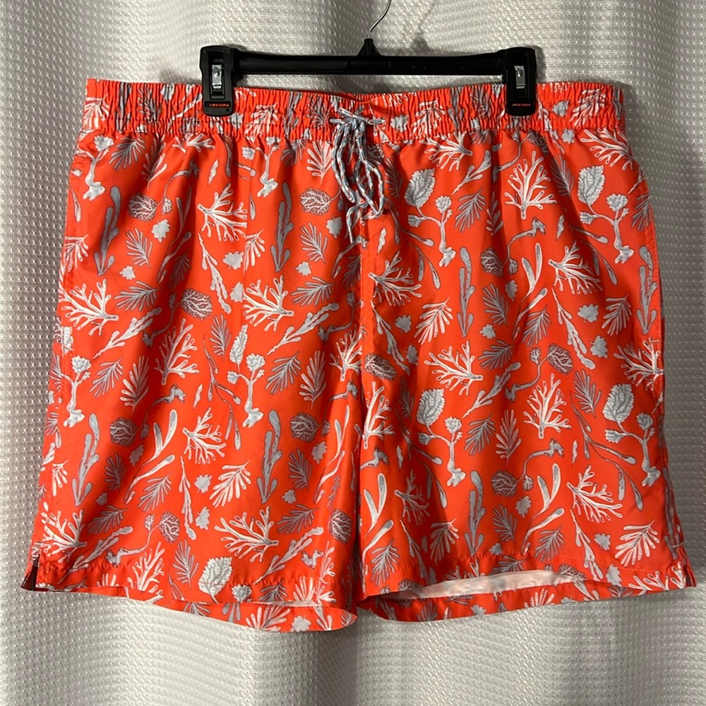 Goodfellow & Co Swim Trunks Men’s size XL Coral. & Gray Print